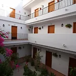 Hotel Oasis Atalaya *