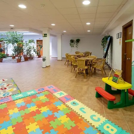 Hotel Oasis Atalaya