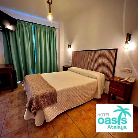 Отель Oasis Atalaya Кониль-де-ла-Фронтера
