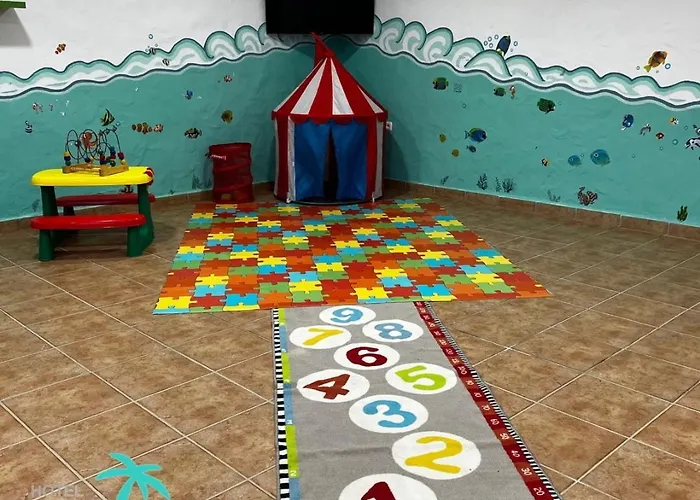 Oasis Atalaya * קוניל דה לה פרונטרה