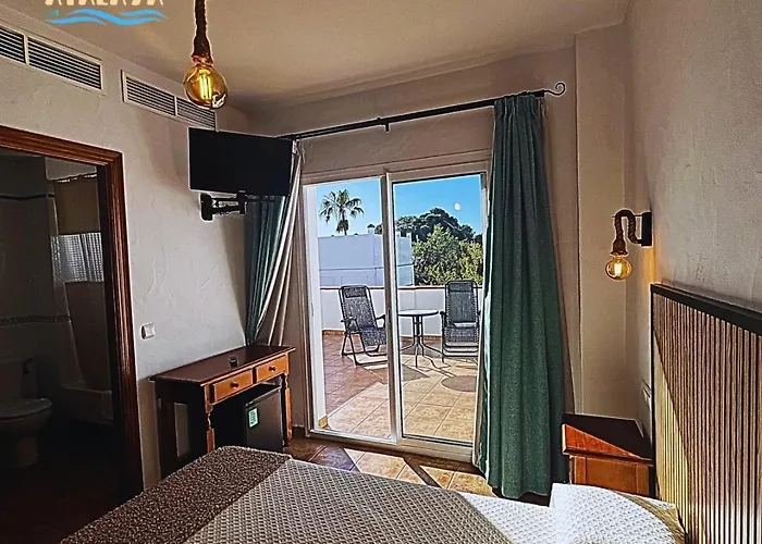 מלון Oasis Atalaya קוניל דה לה פרונטרה