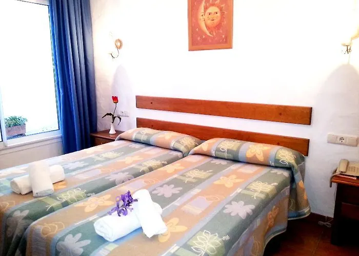 Oasis Atalaya מלון קוניל דה לה פרונטרה